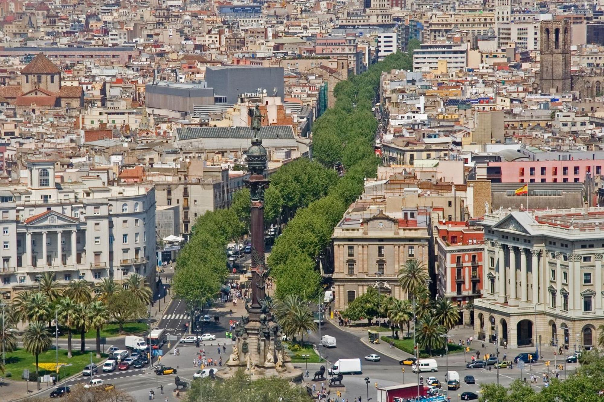 Habitacion Para Grupos Hasta 8 En Plena Rambla De Cataluna Barcelona Ngoại thất bức ảnh