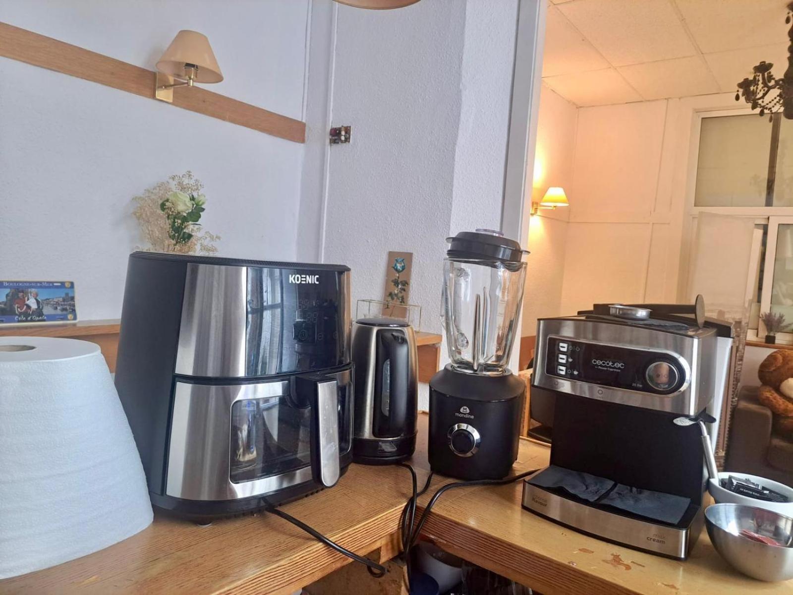 Habitacion Para Grupos Hasta 8 En Plena Rambla De Cataluna Barcelona Ngoại thất bức ảnh