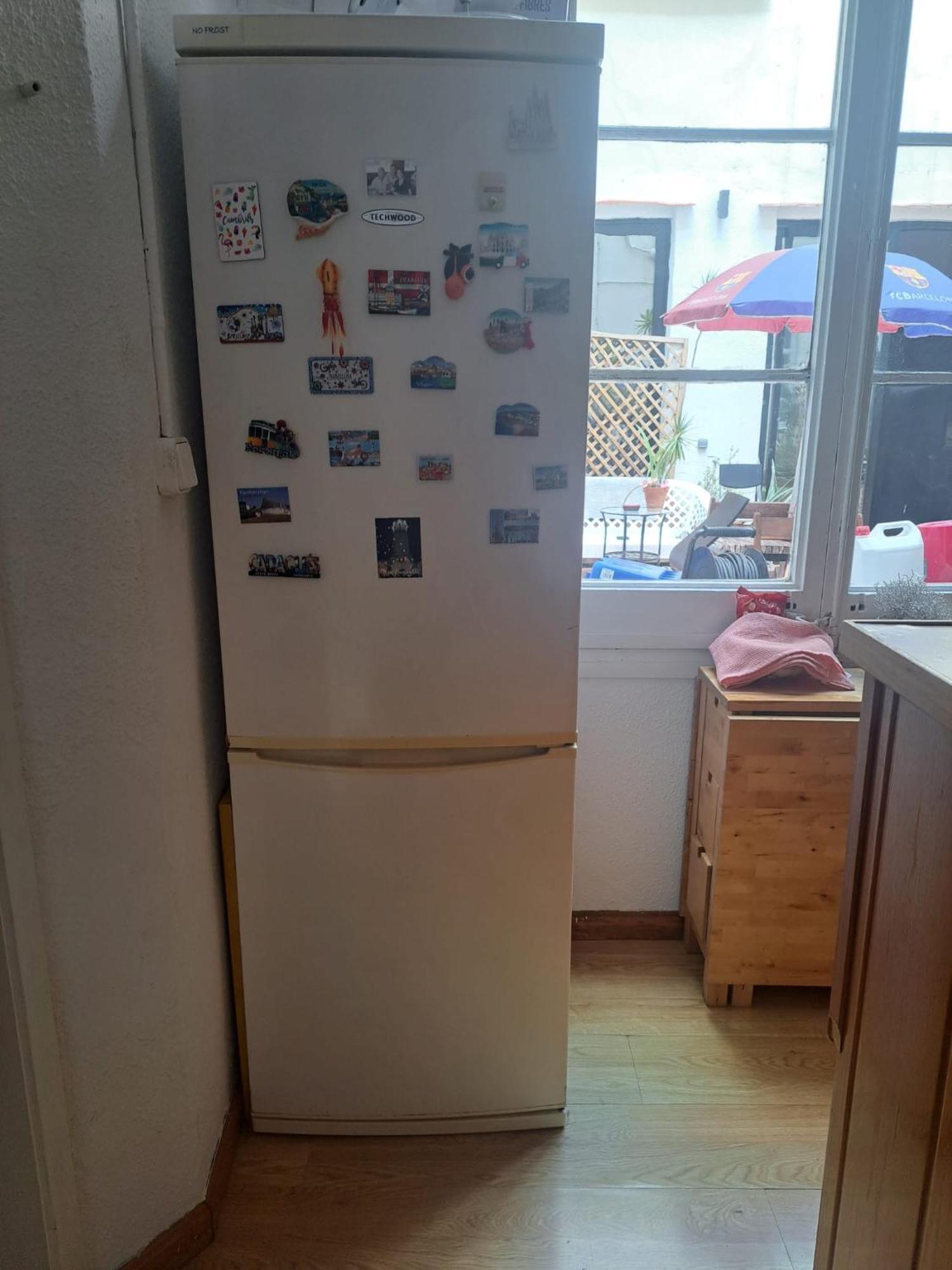 Habitacion Para Grupos Hasta 8 En Plena Rambla De Cataluna Barcelona Ngoại thất bức ảnh