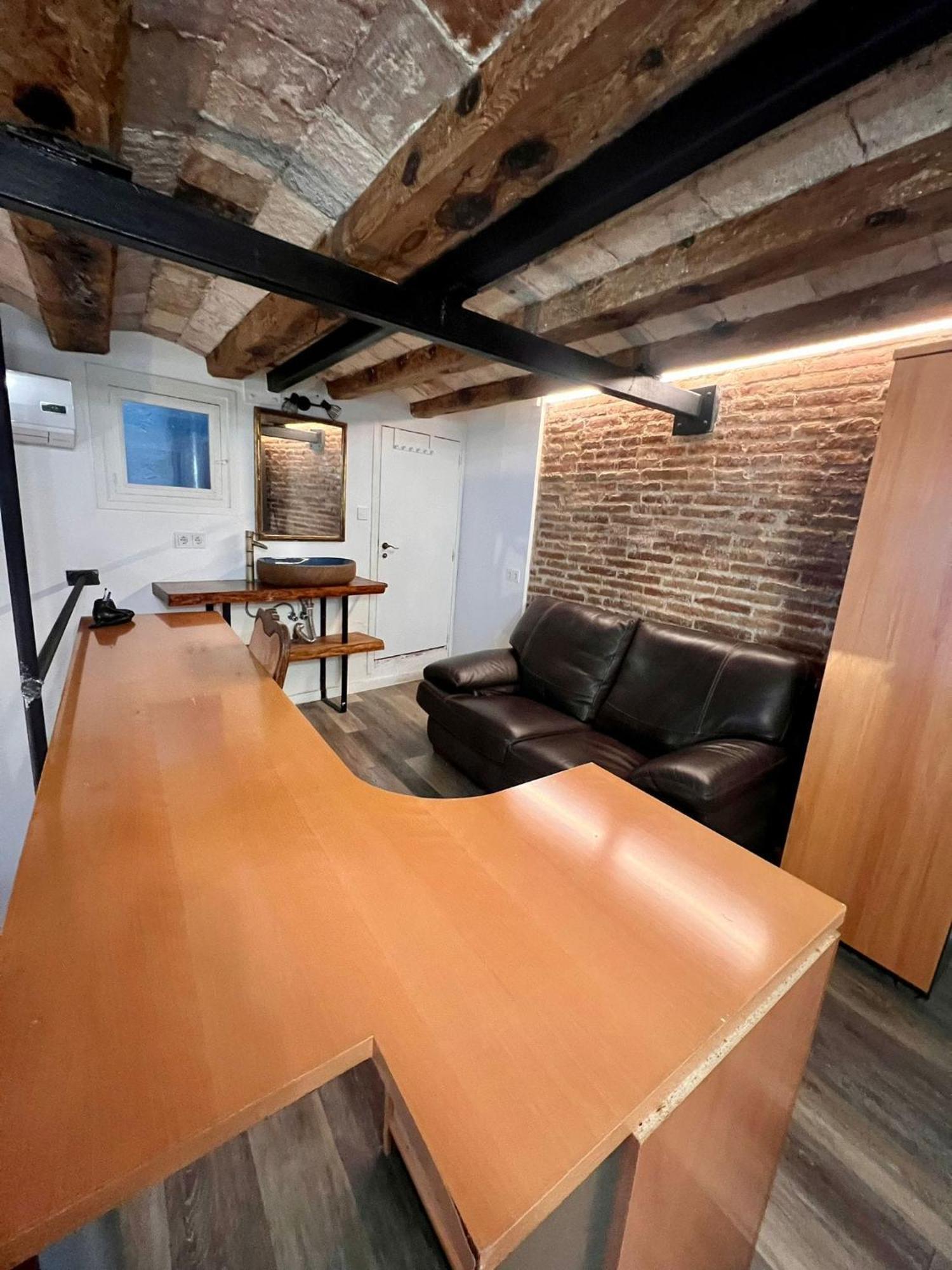 Habitacion Para Grupos Hasta 8 En Plena Rambla De Cataluna Barcelona Ngoại thất bức ảnh