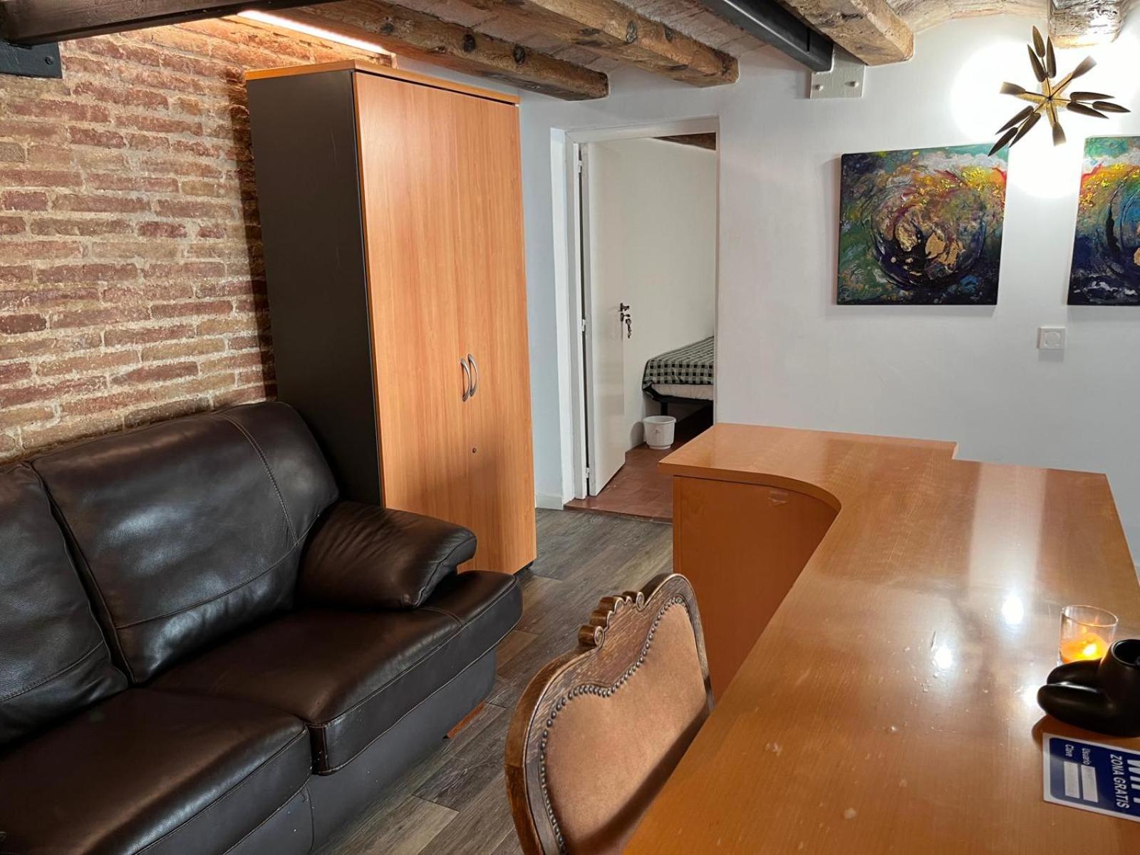 Habitacion Para Grupos Hasta 8 En Plena Rambla De Cataluna Barcelona Ngoại thất bức ảnh