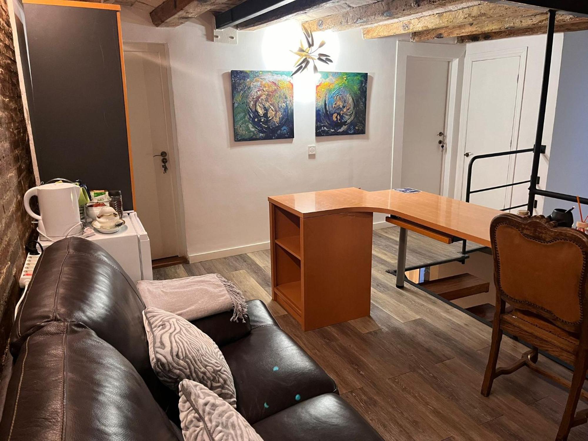 Habitacion Para Grupos Hasta 8 En Plena Rambla De Cataluna Barcelona Ngoại thất bức ảnh